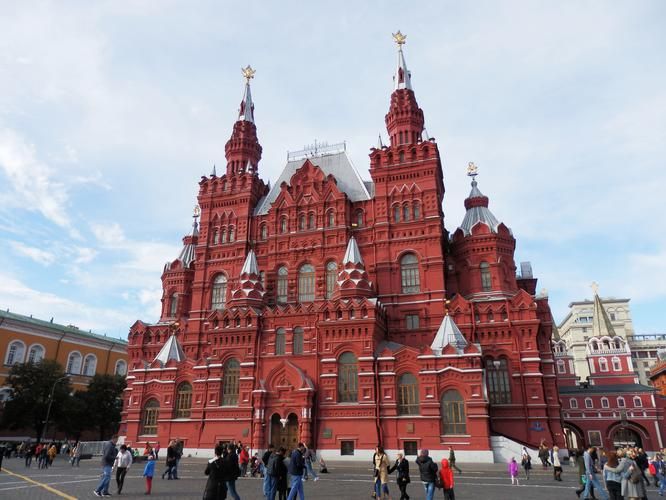 Заблудшие в гостинице Националь