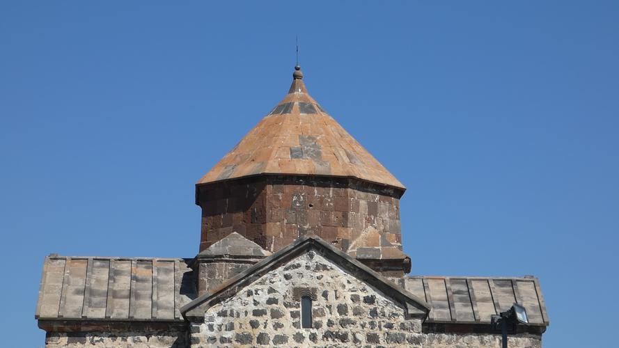 Рождество по-армянски: хлеб, песня и огонь у камина